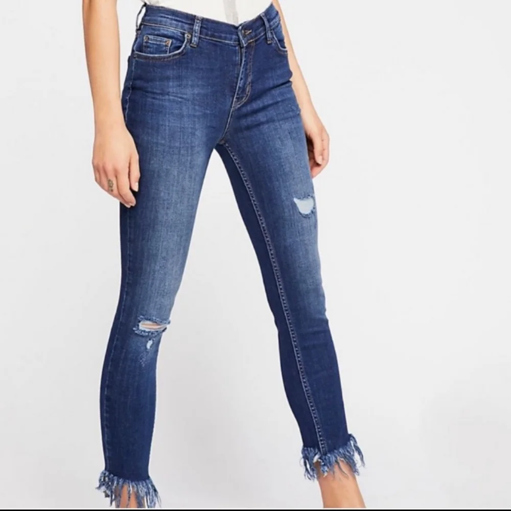 Free People Great Heights Cropped Jeans Size 27